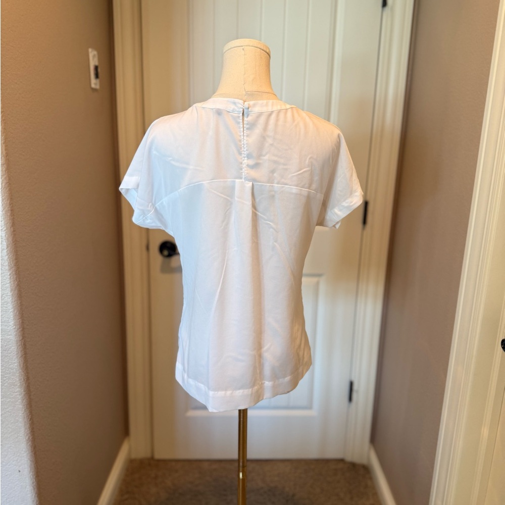 Banana Republic White Short Sleeve Tee - Picture 3 of 4